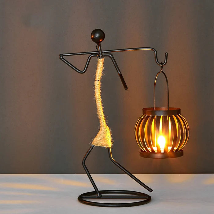 Suporte de Vela em Metal: Escultura Abstrata Ártica com Design Sofisticado