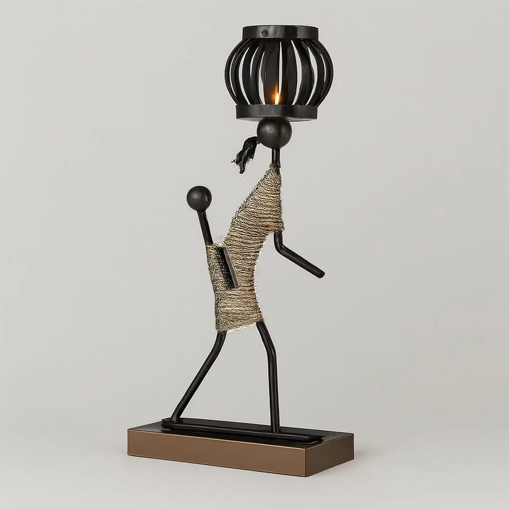 Suporte de Vela em Metal: Escultura Abstrata Ártica com Design Sofisticado