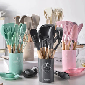 Kit Utensílios de Cozinha Silicone com Cabo de Madeira - 12 Peças - Odame